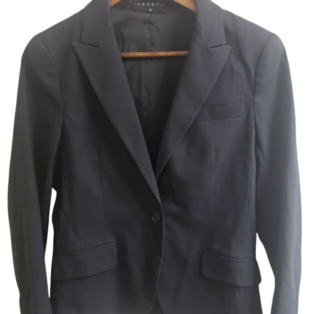 THEORY Black Blazer‎